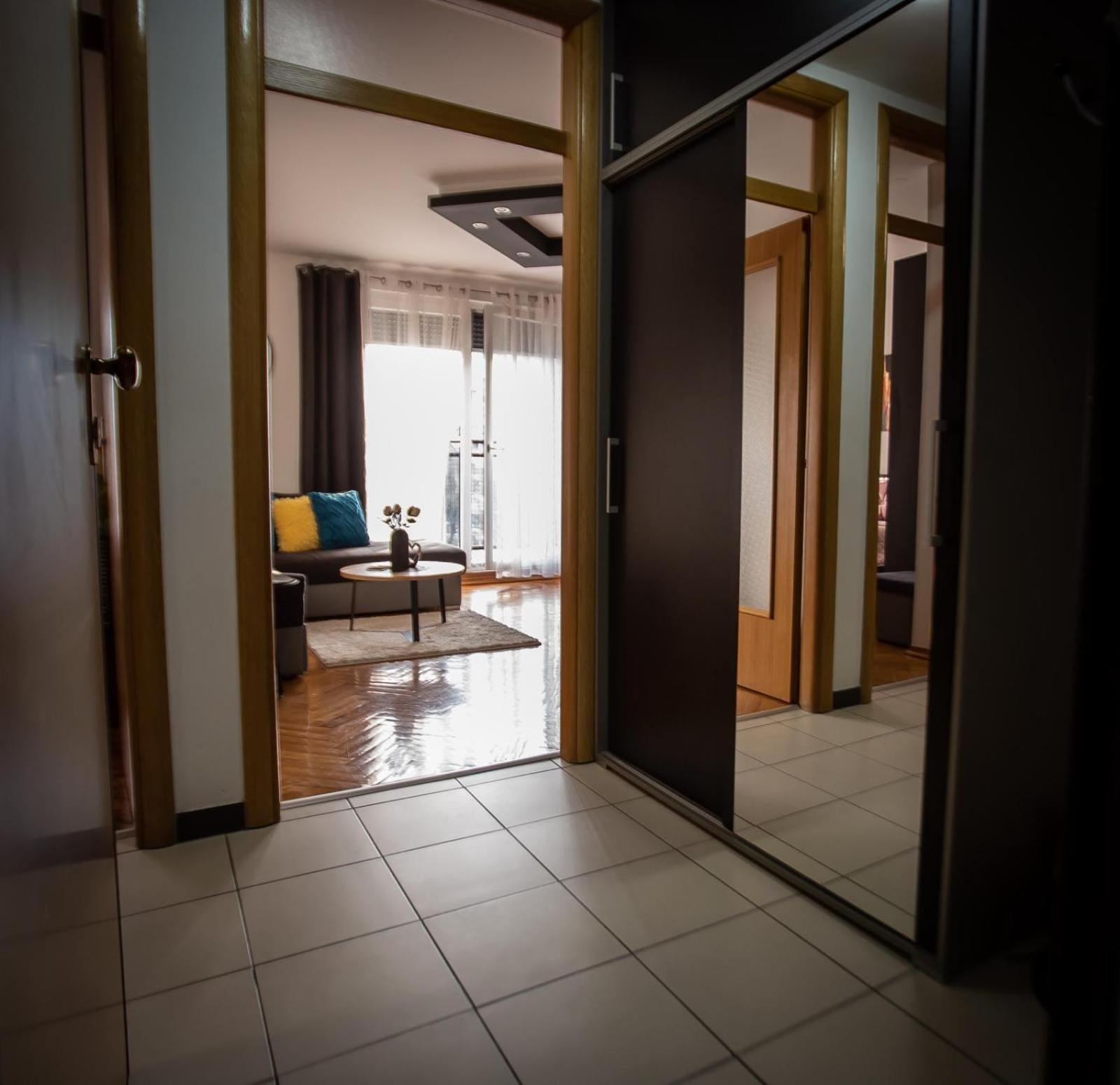 Apartman Elly Slavonski Brod Exterior photo